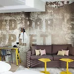 Comfort Airport 3* برغن