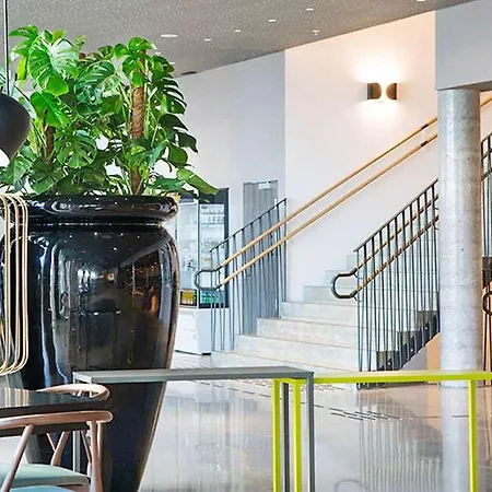 Hotel Comfort Hotel Bergen Airport 3*