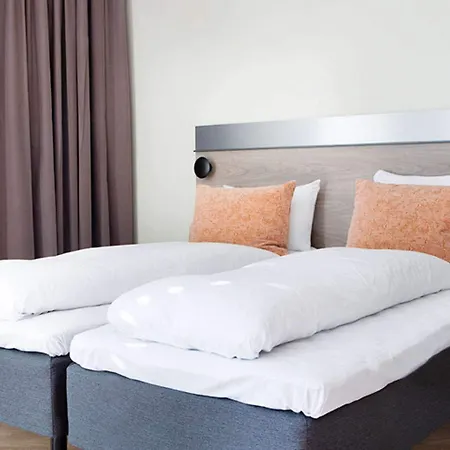 Comfort Airport Hotel 3*