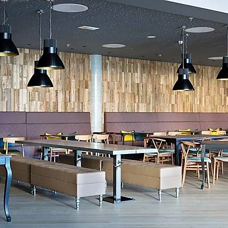 فندق Comfort Airport 3*