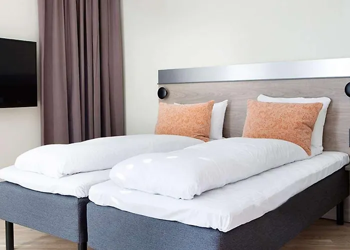 Comfort Airport Hotell 3*