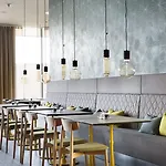 Ξενοδοχείο Comfort Airport 3*
